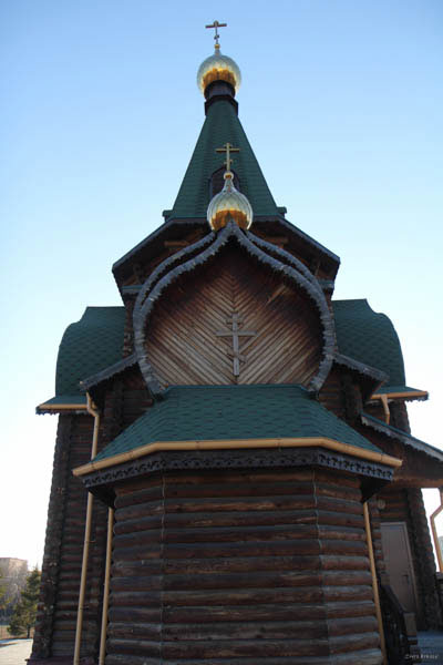фотография церкви, купола, кресты